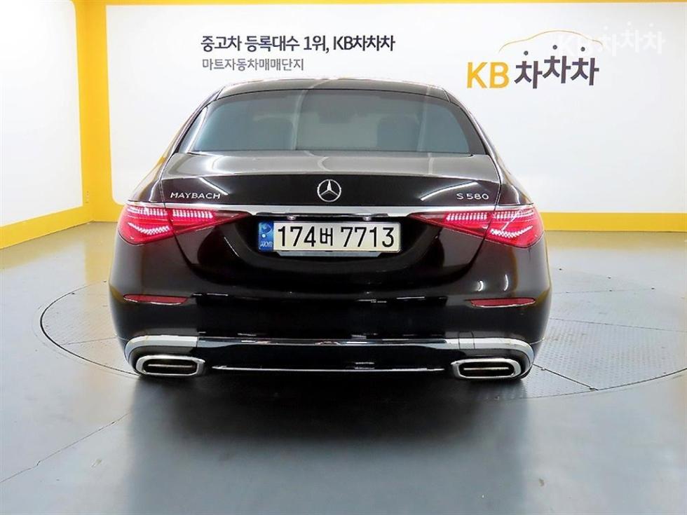Mercedes-Benz S-klasse — miniaturë 3