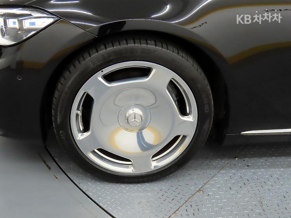 Mercedes-Benz S-klasse — miniaturë 20