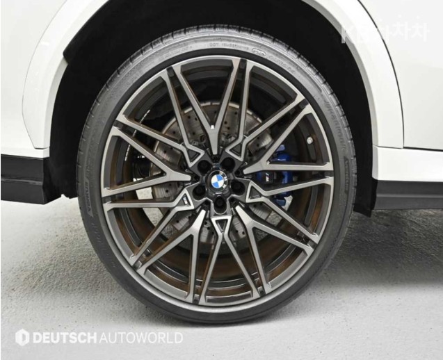 BMW 1M — miniaturë 5