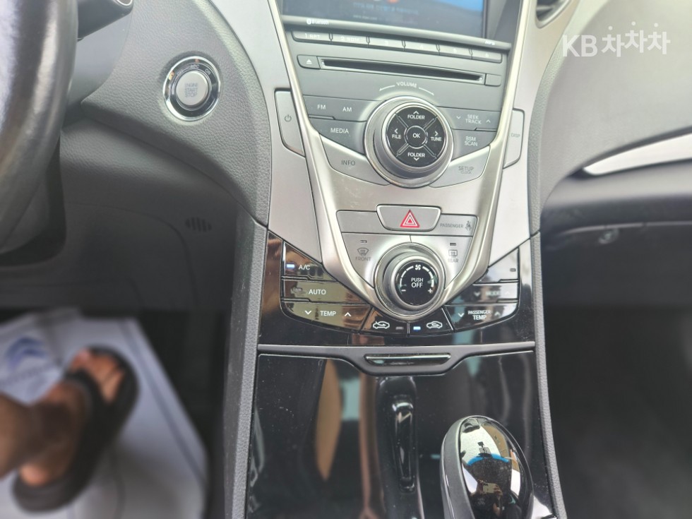Hyundai Grandeur — miniaturë 9