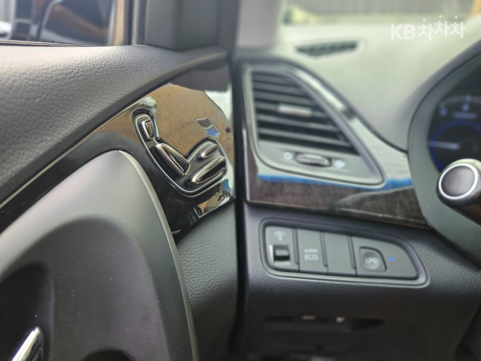 Hyundai Grandeur — miniaturë 10