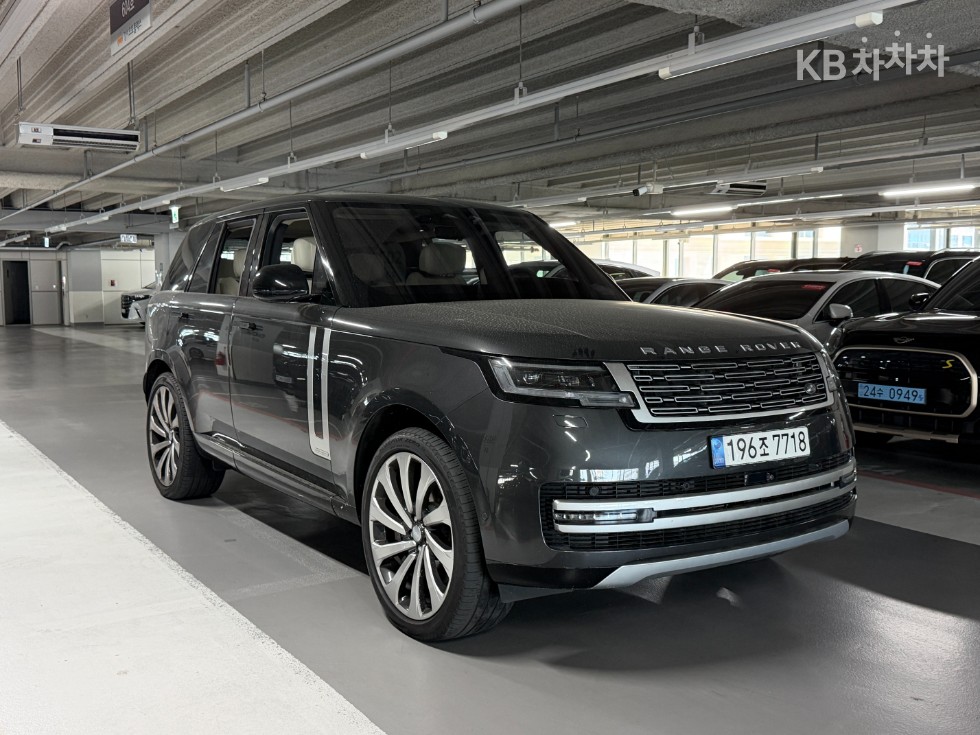 Land Rover (L460) 2023 — Korean used car export