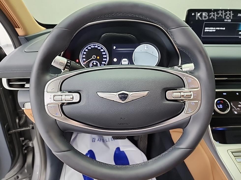 2022 Genesis GV80 photo