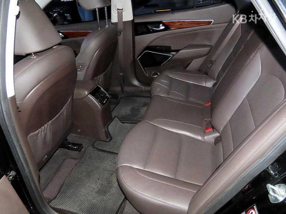 2016 - kia k7