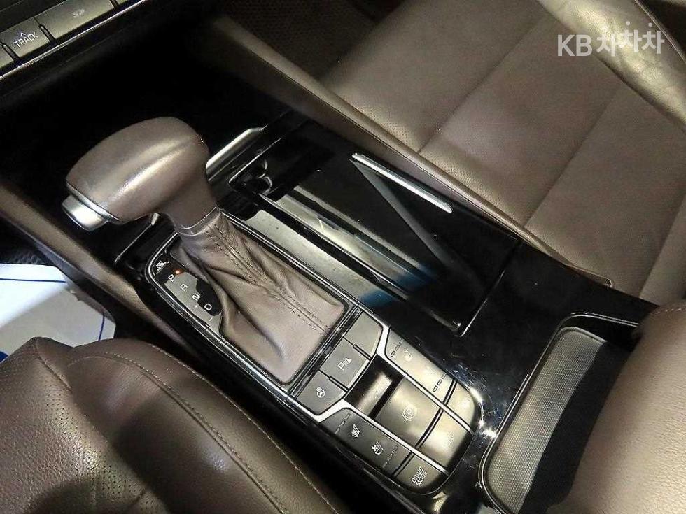 2016 - kia k7