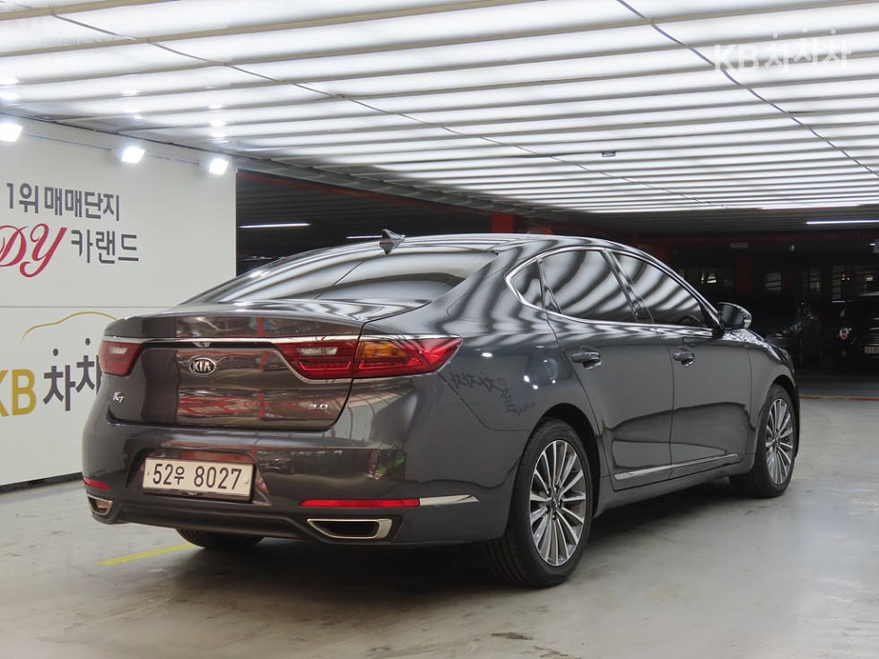 2017 - kia k7