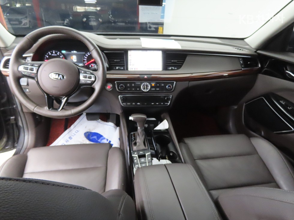 2017 - kia k7