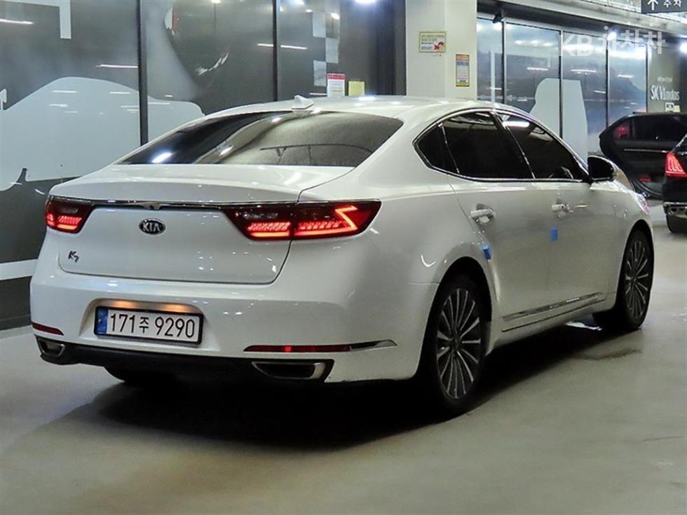 2019 - kia k7