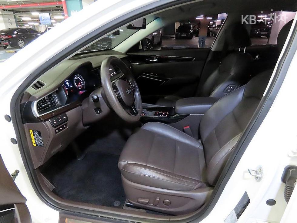 2019 - kia k7