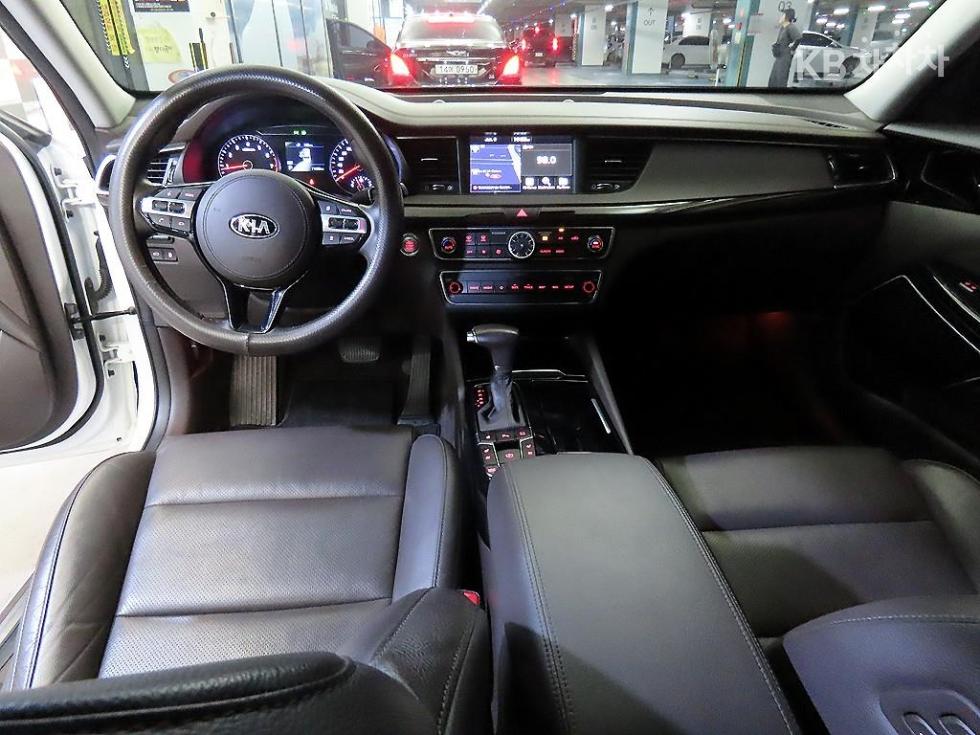 2019 - kia k7