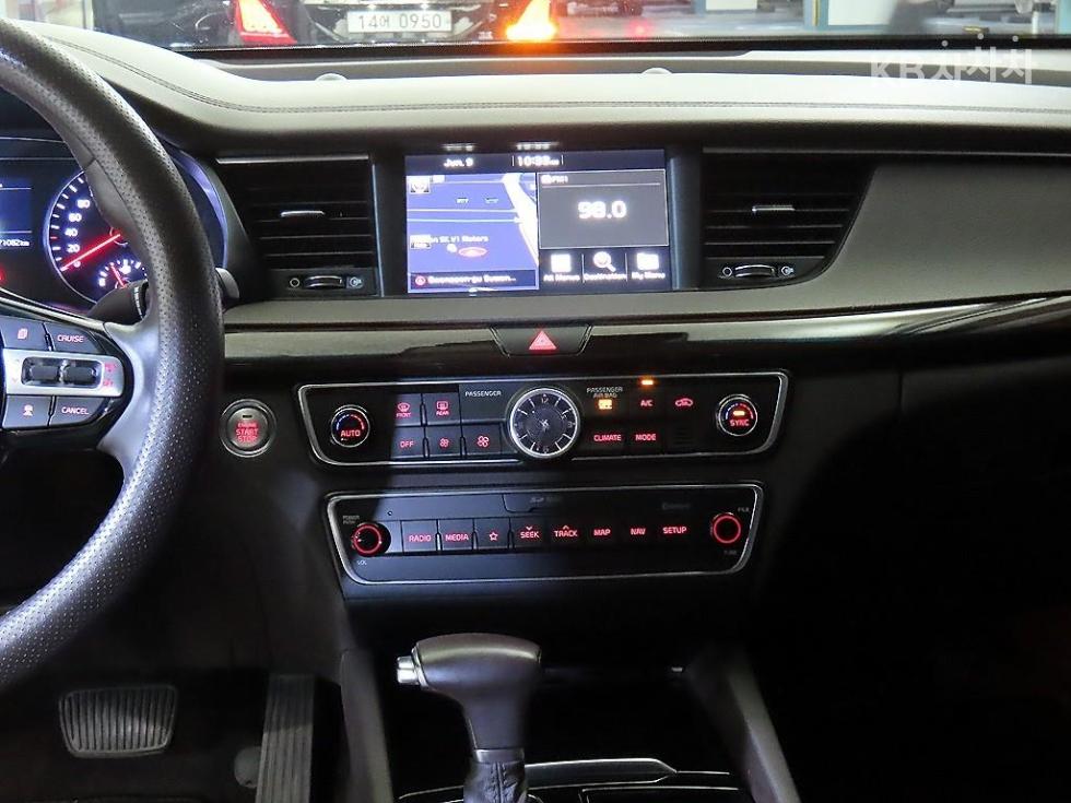 2019 - kia k7