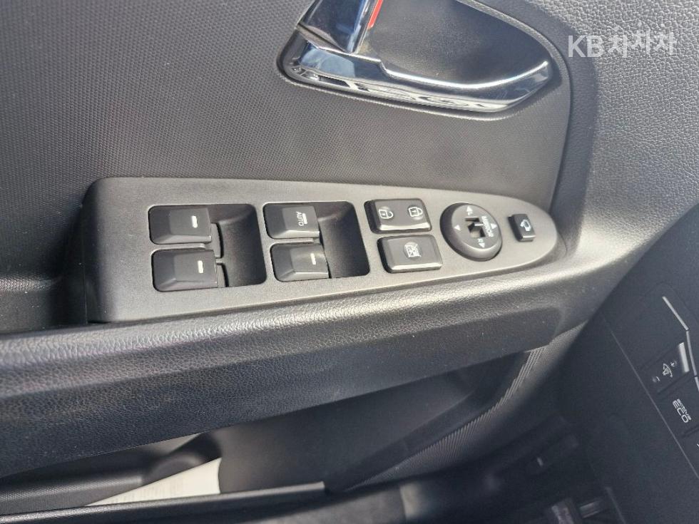 2013 - kia sportage