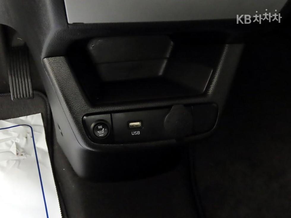2022 - kia ray