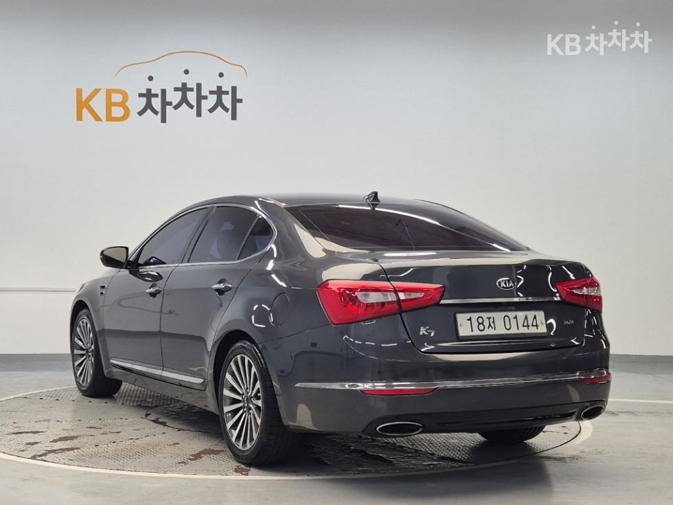 2016 - kia k7