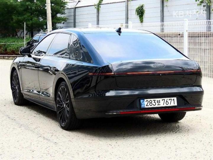 Hyundai Grandeur The 2.5 Gasoline 2WD Calligraphy — фото 3