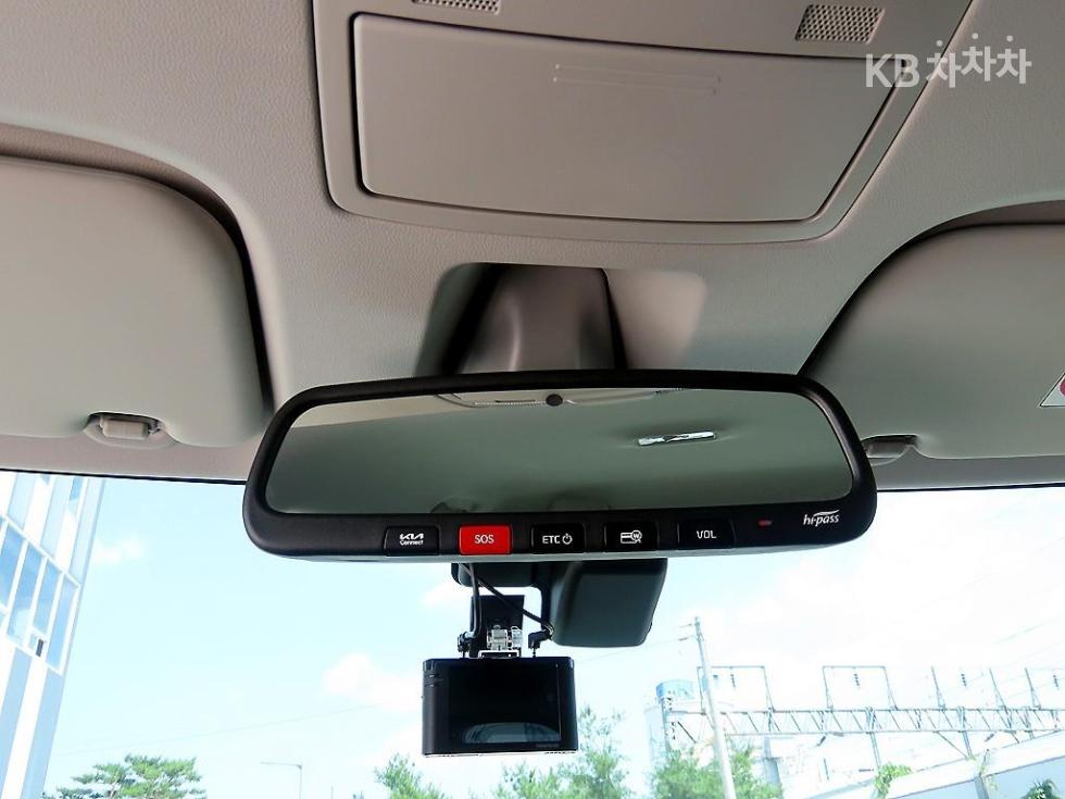 2024 - kia kia