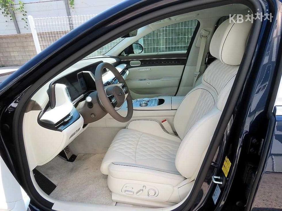 Genesis G90 — miniaturë 5