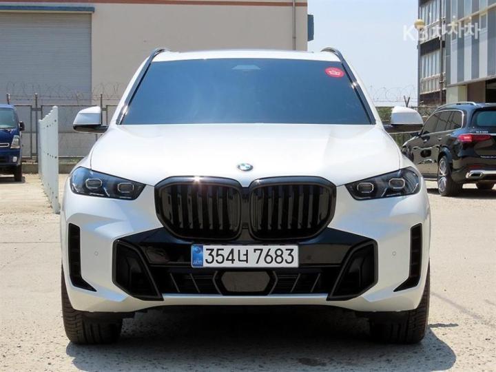 BMW X5 xDrive 40i — foto 1