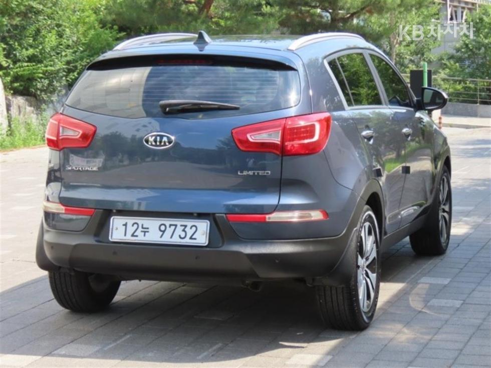 2011 - kia sportage