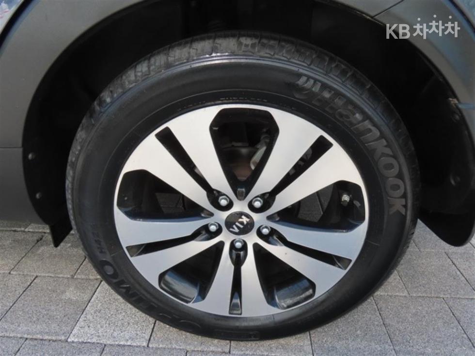 2011 - kia sportage