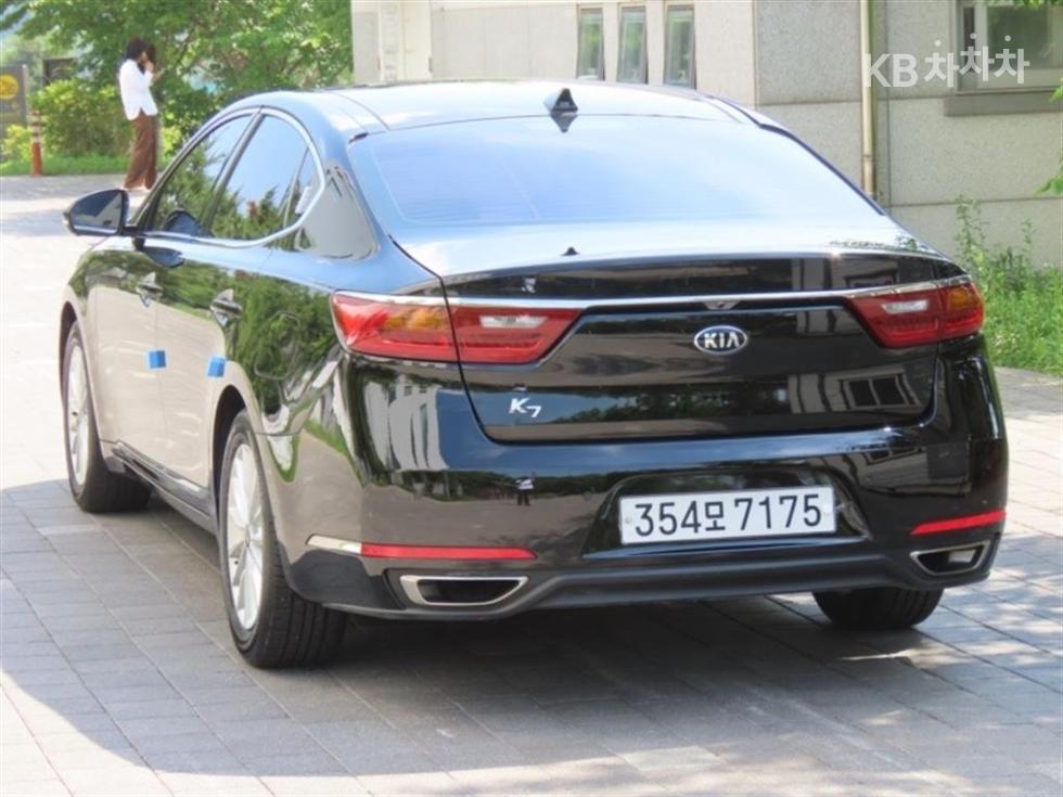 2016 - kia k7