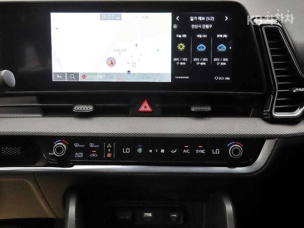 2022 - kia sportage