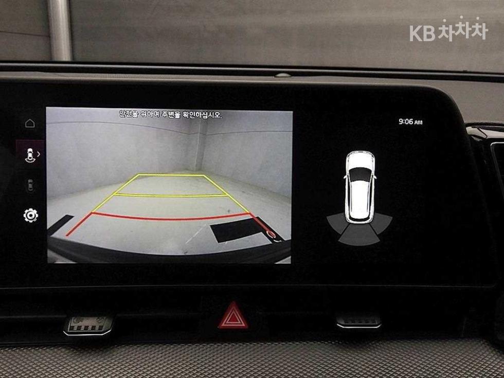 2022 - kia sportage