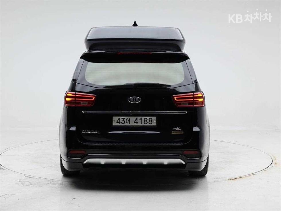 2019 - kia carnival