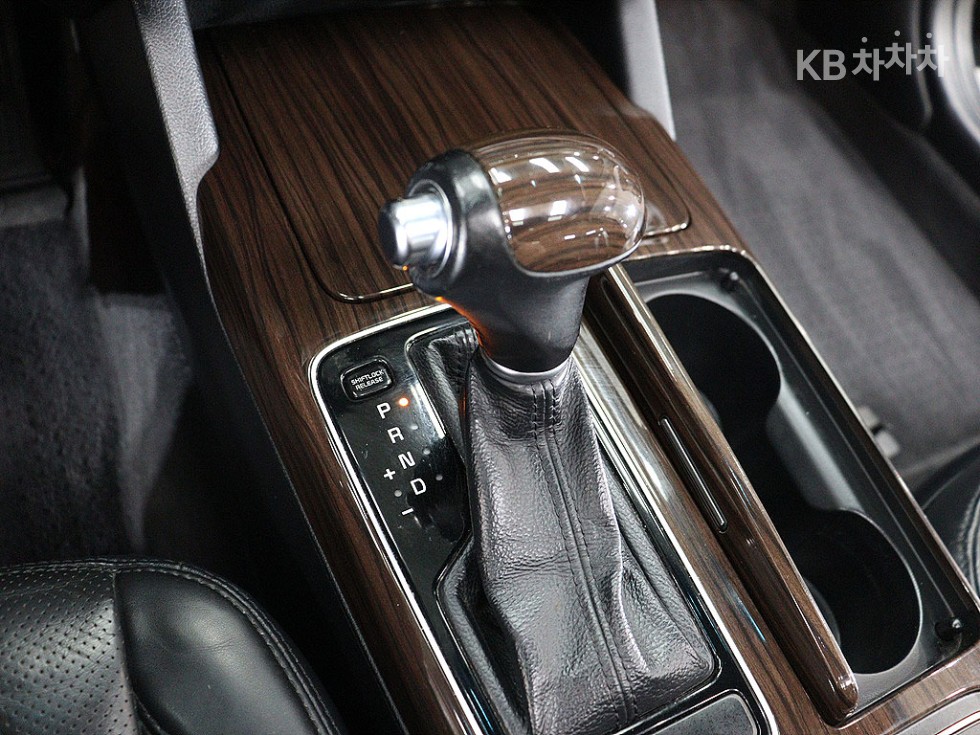 2015 - kia k7