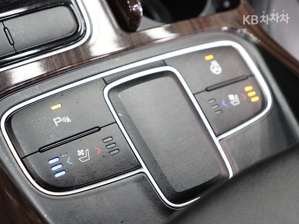 2015 - kia k7