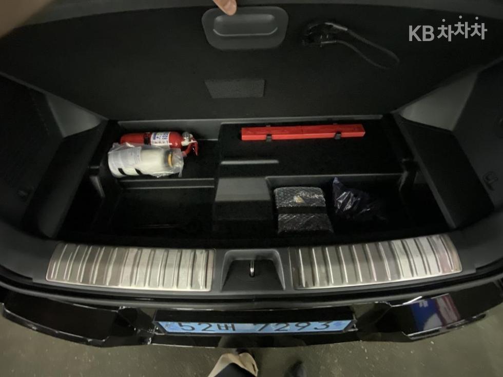 2024 - kia ev9