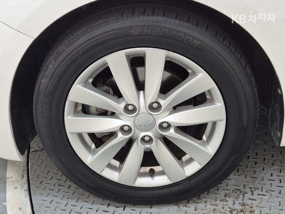 2013 - kia k3