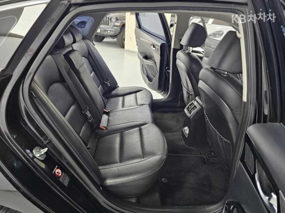 2020 - kia k7