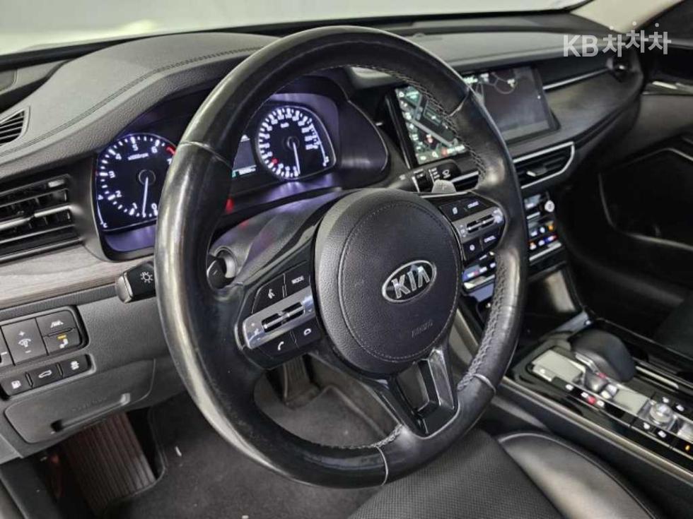 2020 - kia k7
