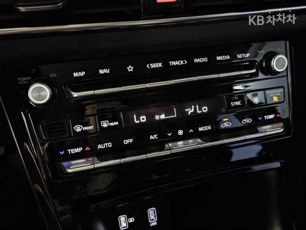 2020 - kia k7