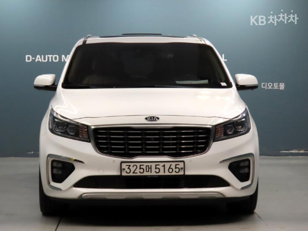 Kia Carnival — miniaturë 2