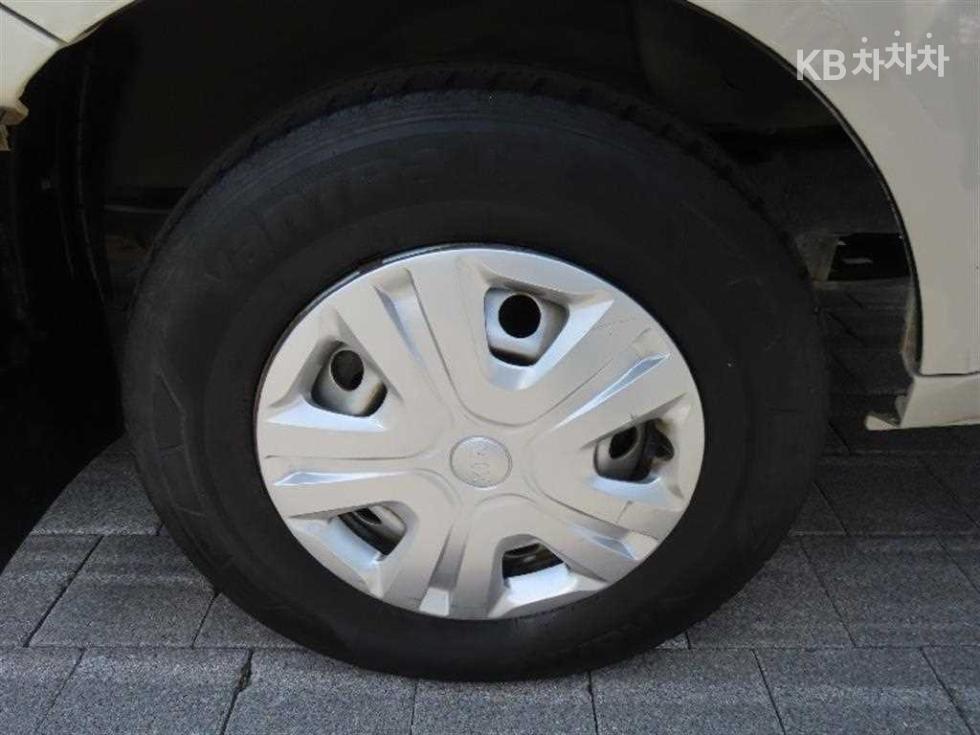 2020 - kia bongo iii