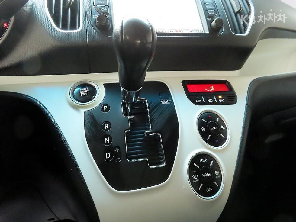 2012 - kia ray