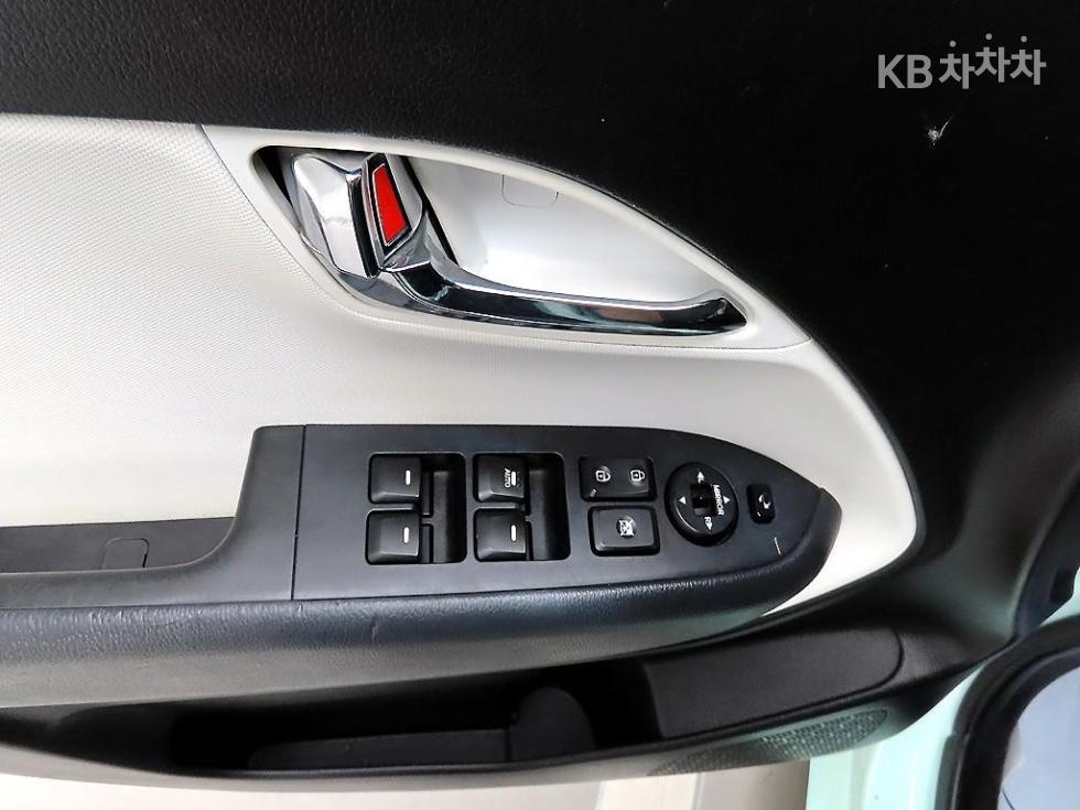 2012 - kia ray