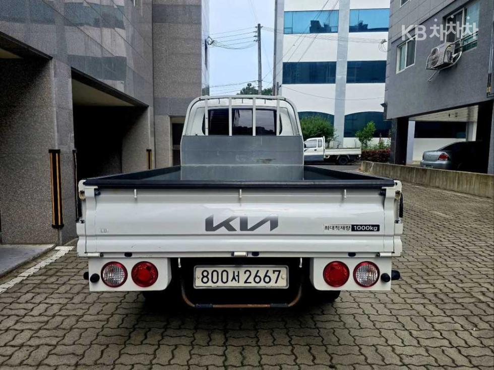 2022 - kia bongo iii