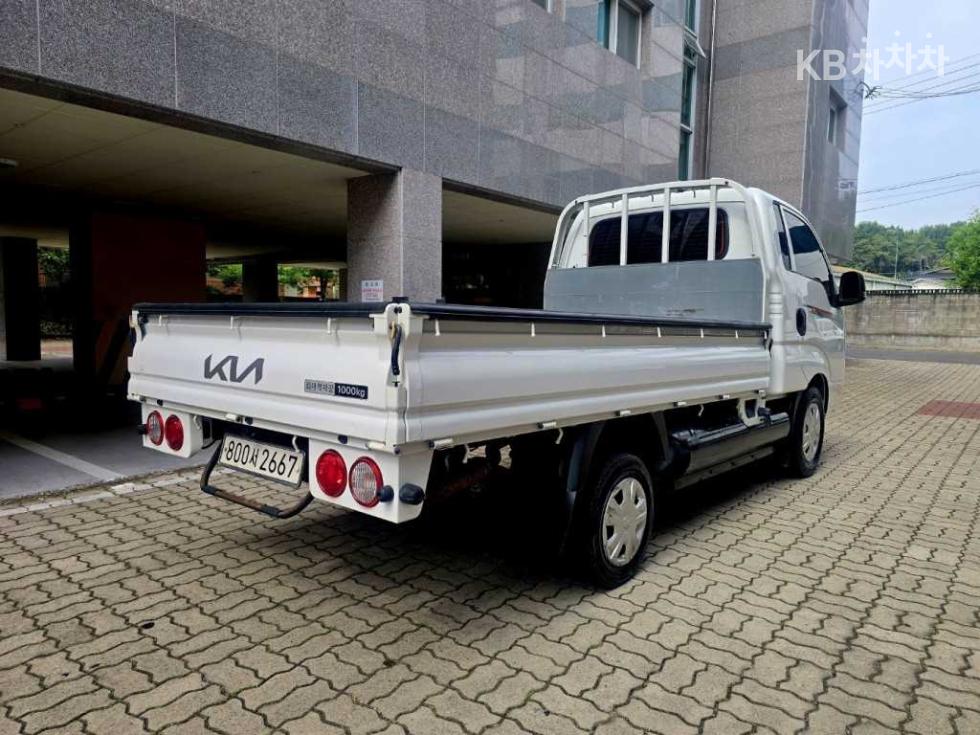 2022 - kia bongo iii
