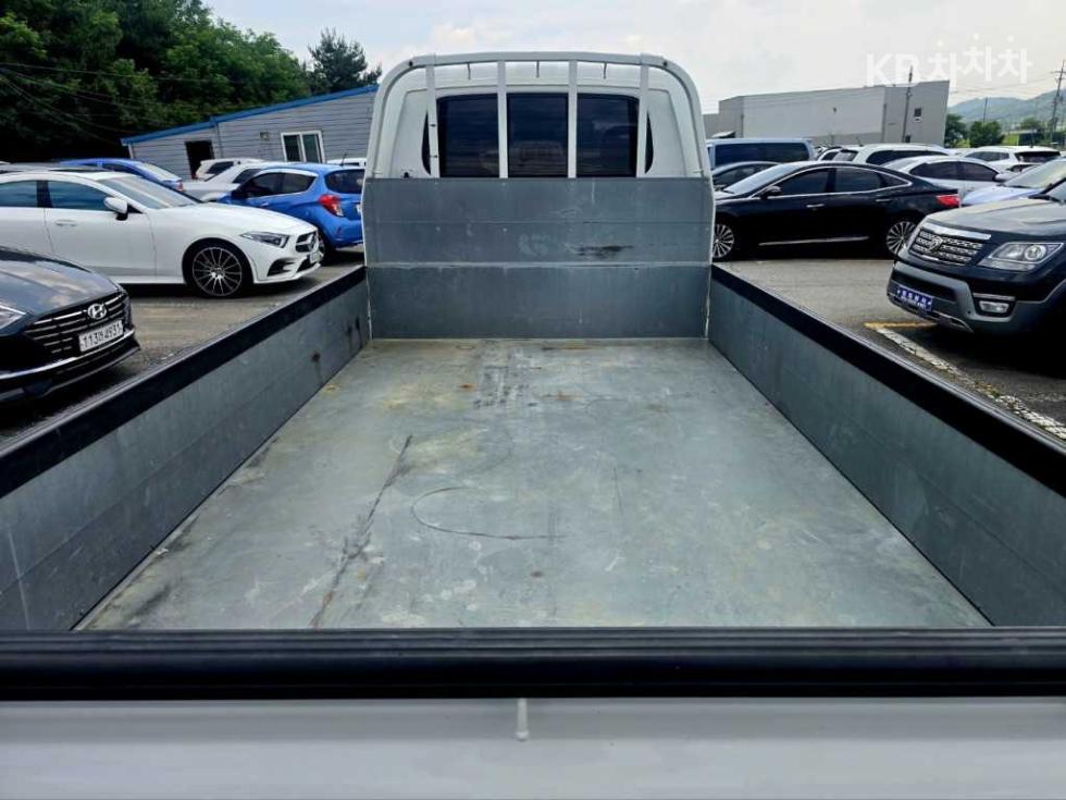 2022 - kia bongo iii