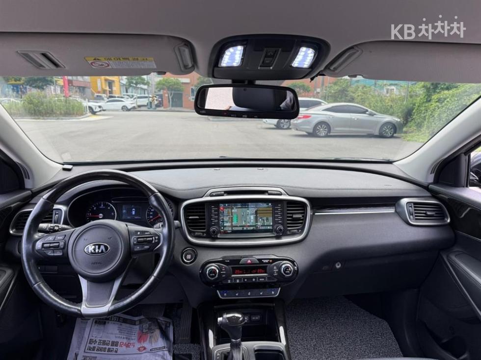 2017 - kia sorento
