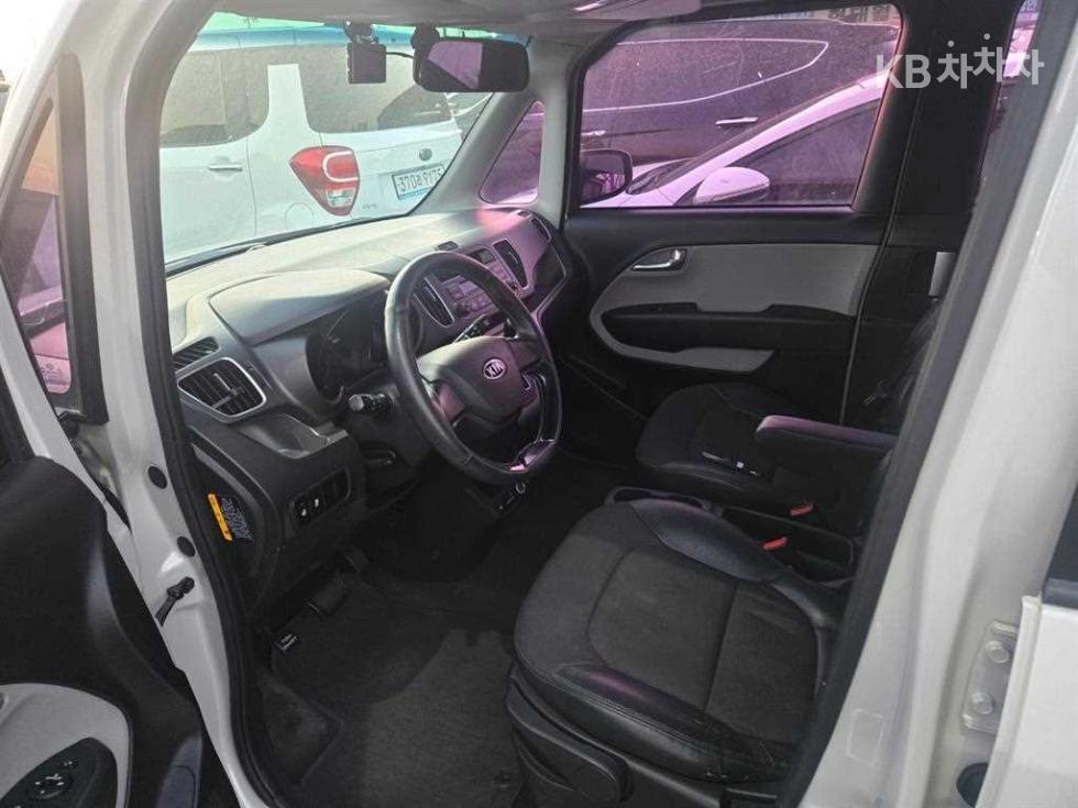 2012 - kia ray
