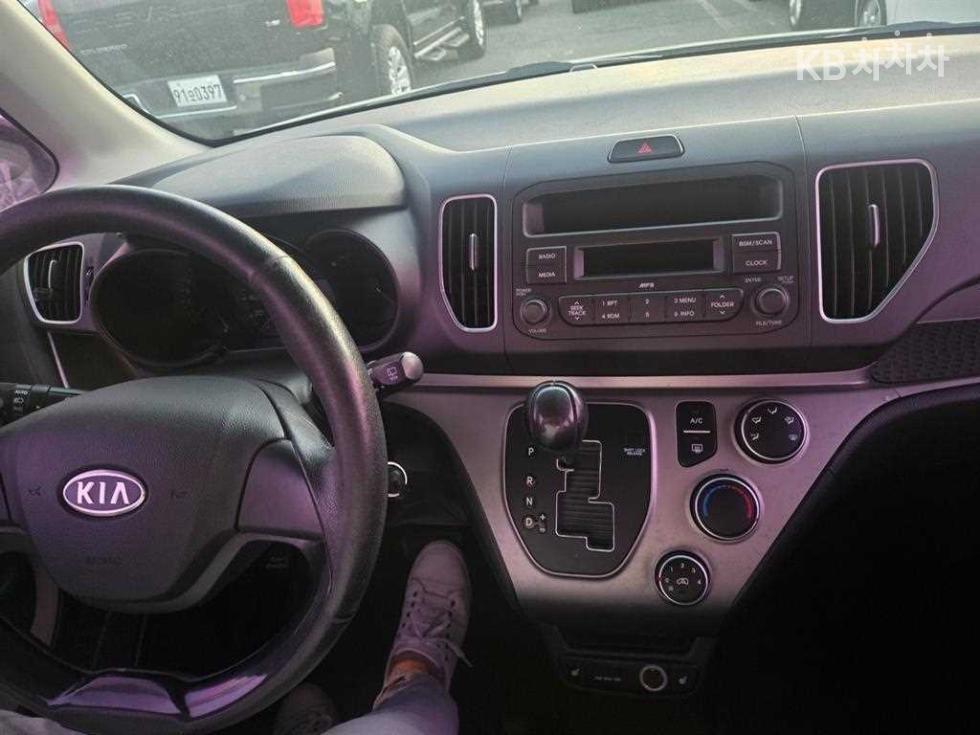 2012 - kia ray