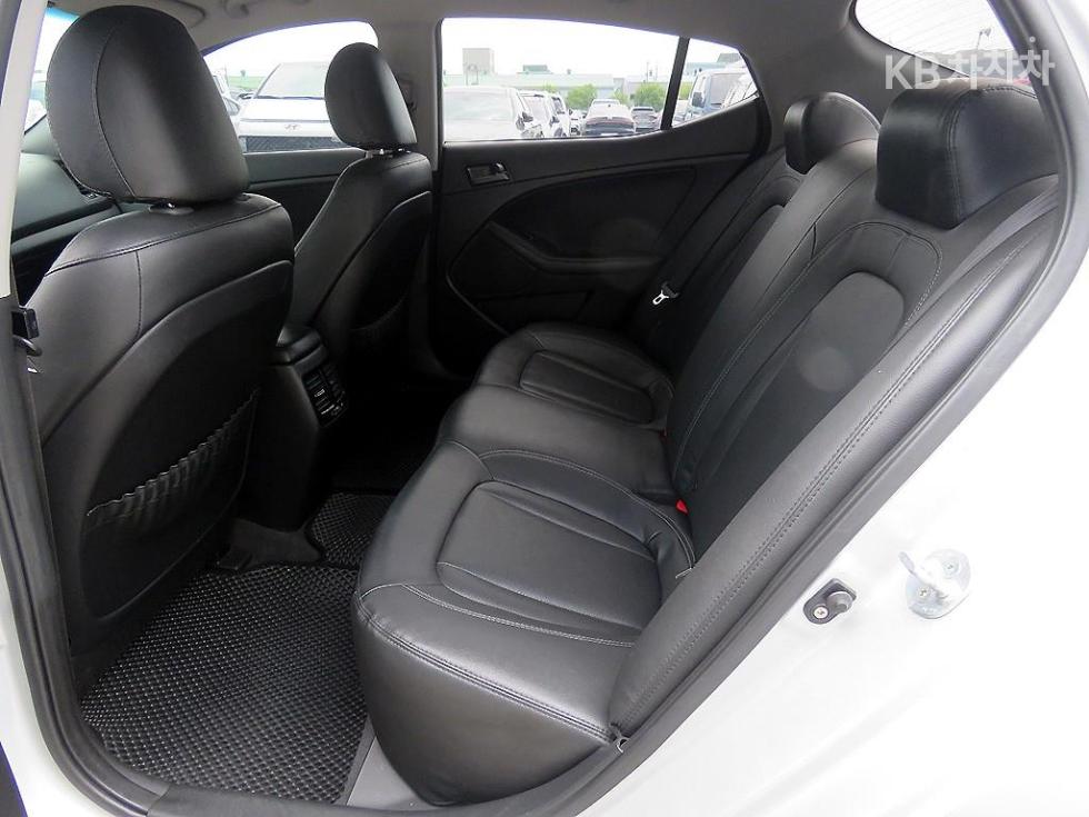 2011 - kia k5