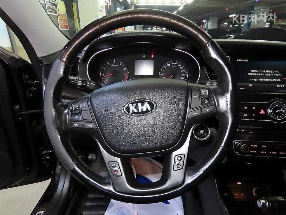 2013 - kia k7