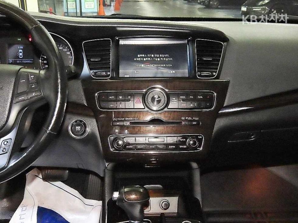 2013 - kia k7