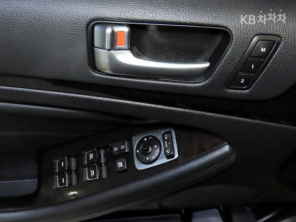2013 - kia k7