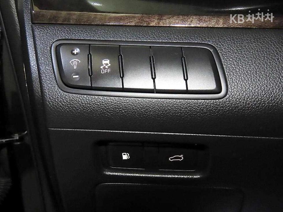 2013 - kia k7